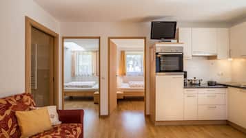 Kühlschrank, Ofen, Herdplatte, Geschirrspüler