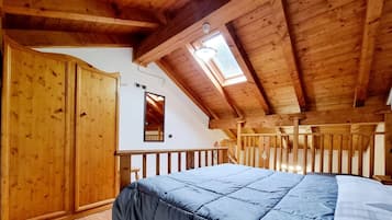 1 Schlafzimmer, BĂŒgeleisen/BĂŒgelbrett, kostenloses WLAN, BettwĂ€sche