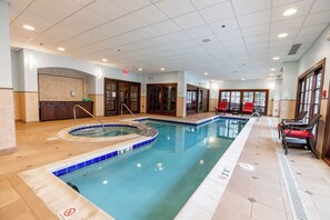 Piscina coperta, una piscina riscaldata