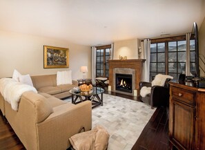 TV, peis og stereoanlegg