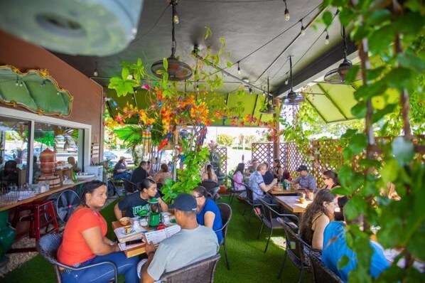 Pool - Brief Homes - Oakland Park Victor 2 Bedroom #8 (Oakland Park)