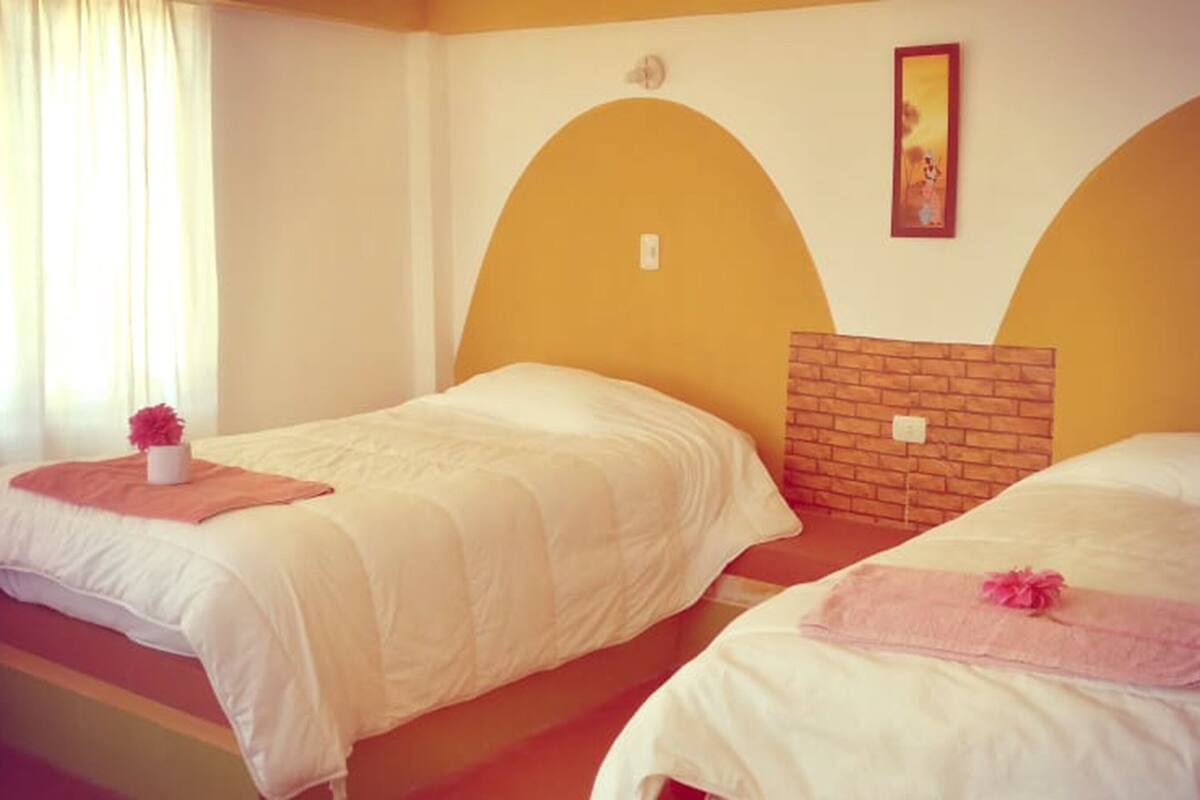 Chambre Double, 2 lits une place