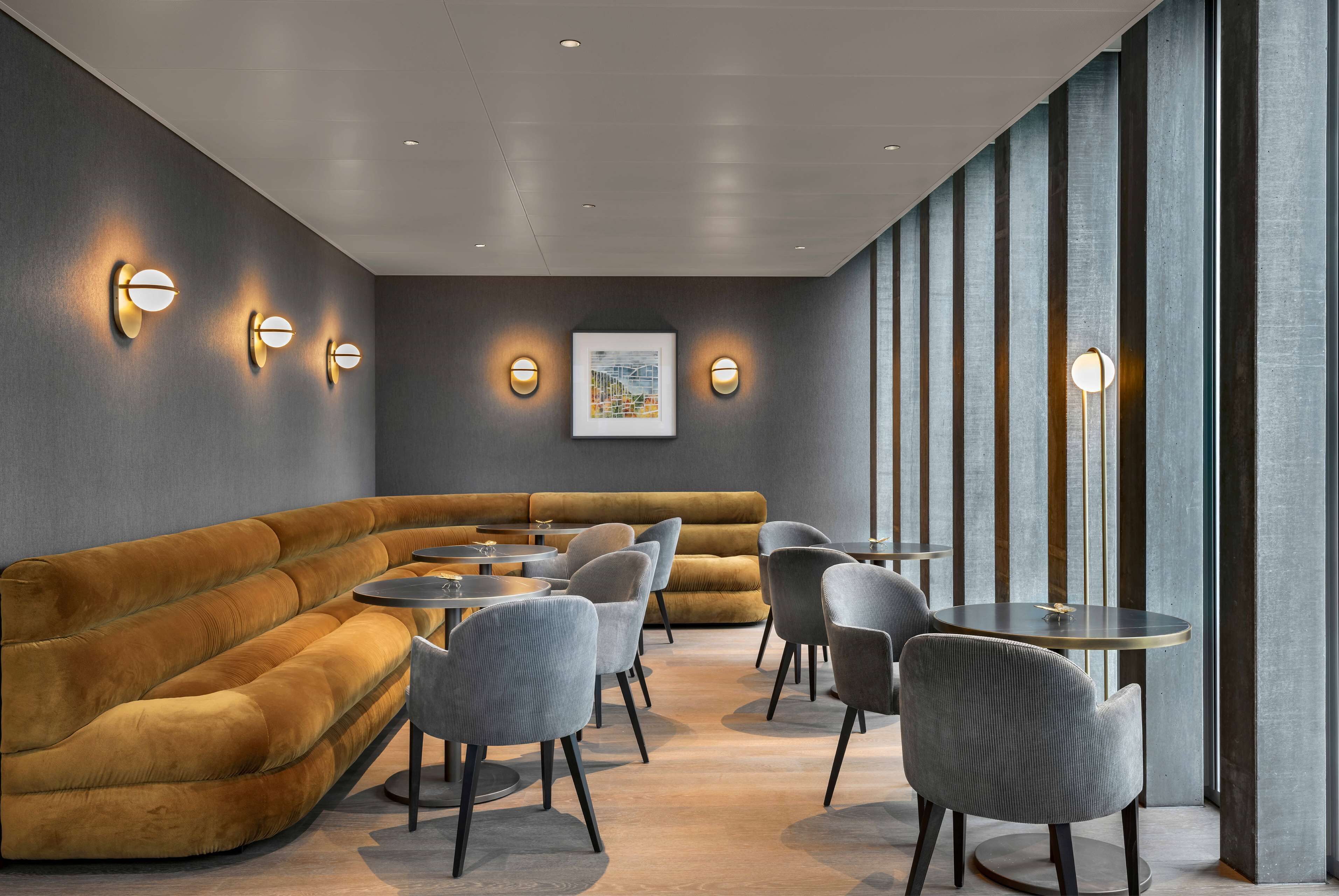 Executive-lounge