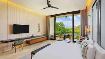 Egyptian cotton sheets, premium bedding, minibar, in-room safe