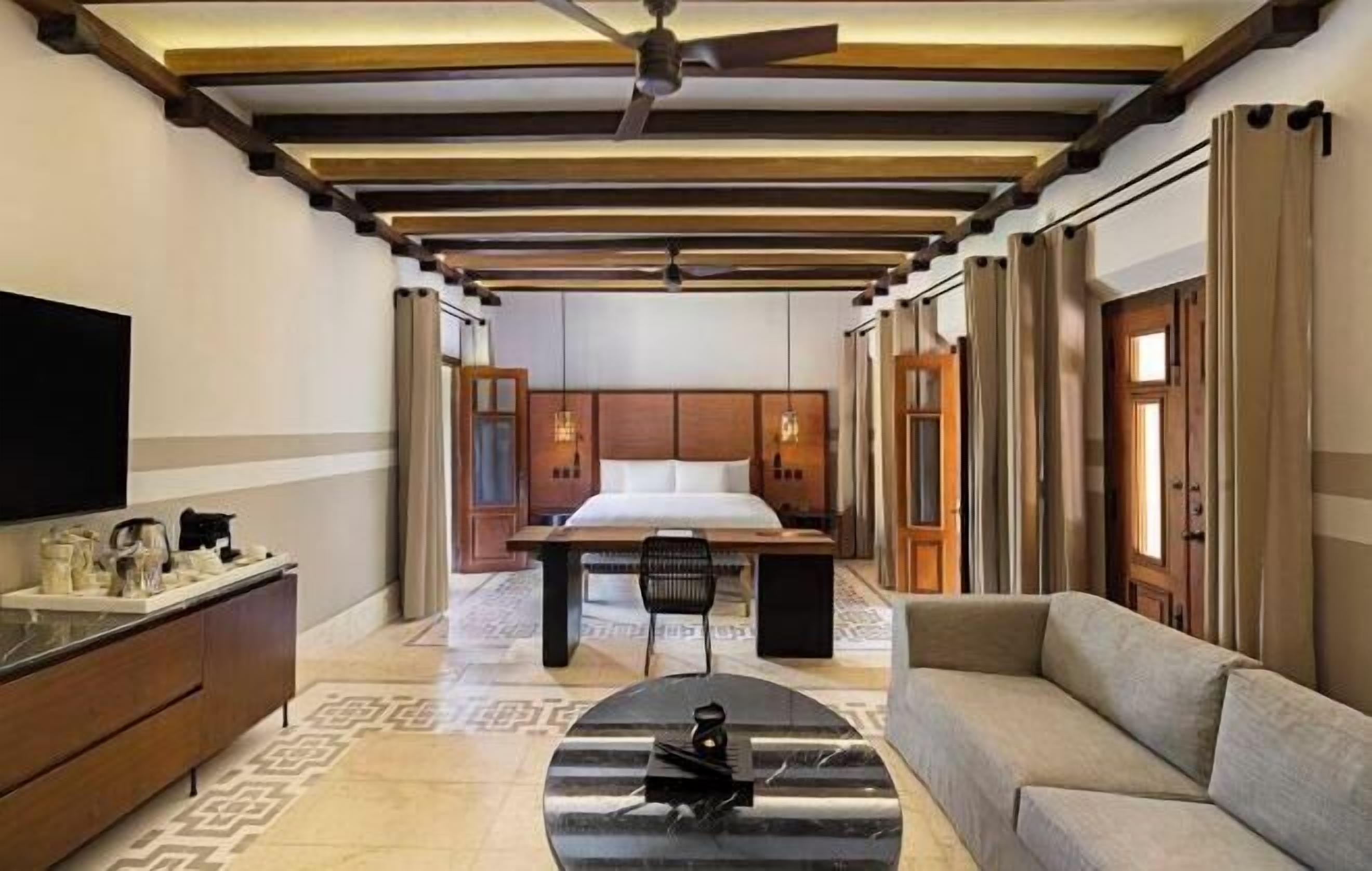 Living area | 55-inch LED TV with satellite channels, TV, first-run movies