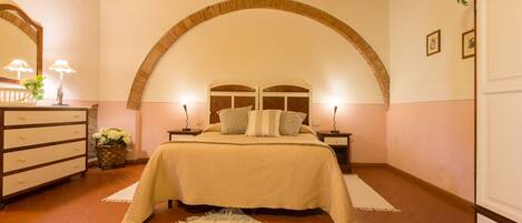 1 bedroom, iron/ironing board, travel crib, free WiFi