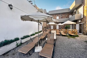 Sundeck