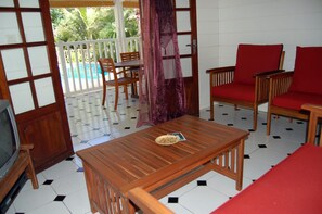 Flat-screen TV - Baobab Et Palmiers (L'Étang-Salé)