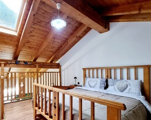 1 camera, ferro/asse da stiro, Wi-Fi gratuito, lenzuola