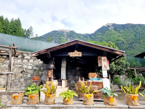 Beautiful 'Adamello 14' Apartment with Wi-Fi