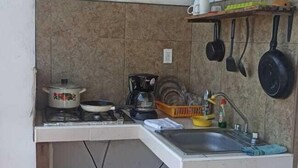 Comfort Quadruple Room | Private kitchen - Namaste Zipolite Suites (San Pedro Pochutla)