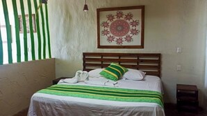 Premium bedding, Select Comfort beds, desk, laptop workspace - Namaste Zipolite Suites (San Pedro Pochutla)