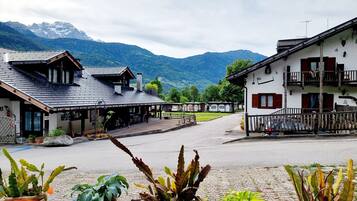 Enceinte de lâhĂ©bergement