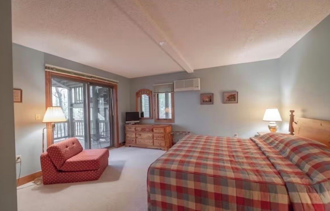 5 chambres, fer et planche à repasser, lit parapluie, Wi-Fi gratuit