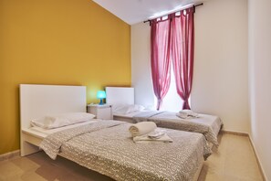 3 habitaciones, wifi gratis y ropa de cama 