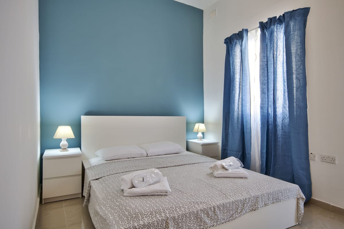 1 habitación, wifi gratis y ropa de cama