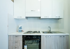 Apartment, 1 Bedroom (1) | Private kitchen