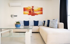 Apartment, 3 Bedrooms (1) | Living area | LED TV