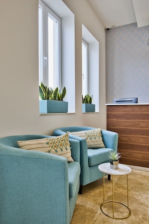 Reception - Tritoni Hotel Deluxe room (Floriana)