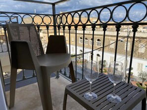 Balcony - Tritoni Hotel Deluxe room with balcony (Floriana)