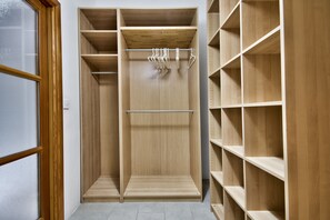 Kahden hengen deluxe-huone, parveke (3) | Huoneen varustelu