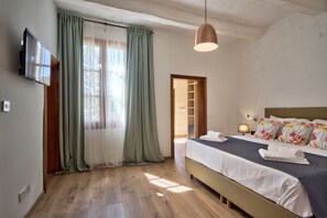 Suite (2) | Free WiFi, bed sheets - DAR 16 (St. Julian's)