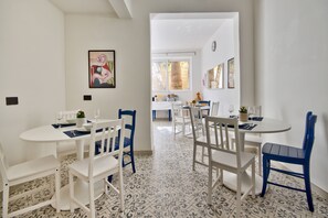 منطقة تناول الإفطار