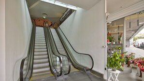 Interior entrance - Spinola park Studio (St. Julian's)