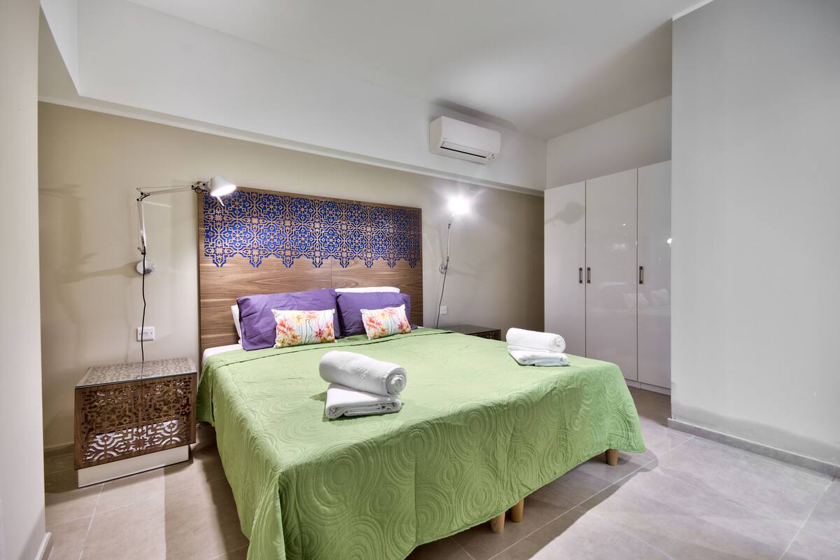 1 chambre, accès au Wi-Fi (inclus), literie fournie