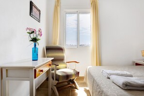 1 quarto, ferros/tábuas de passar roupa, Wi-Fi de cortesia