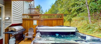 Ny oppføring! Familievennlig ski-in / ski-out rekkehus m / peis.