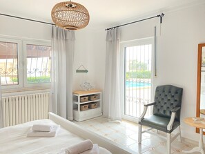 2 bedrooms, desk, iron/ironing board, free WiFi