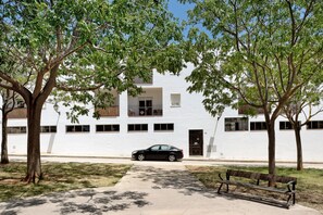 Exterior - Holiday Apartment "Mediterraneo 105" with Balcony (Conil de la Frontera)