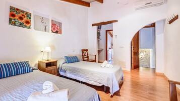 2 soveværelser, strygejern/strygebræt, gratis Wi-Fi, sengetøj