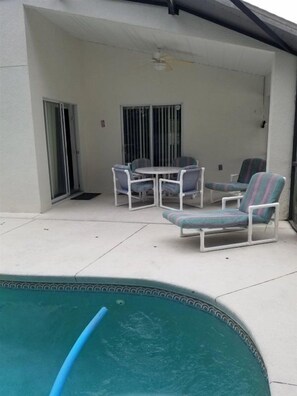 House | Balcony