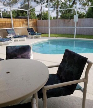 Huis | Zwembad | Een buitenzwembad