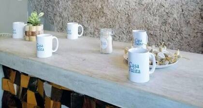 Gorgeous Suite w/Premium Ammenties in Downtown