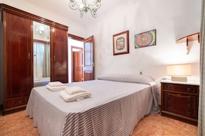 4 chambres, fer et planche Ă repasser, Wi-Fi gratuit, draps fournis