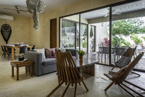 Family House | Living area
