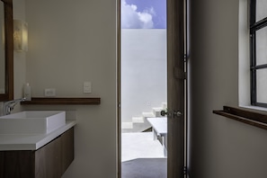 Bathroom - Calalily Aldea Zama by Homing Bird (Tulum)