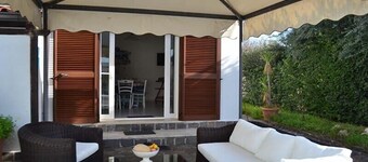 Cozy Holiday Home "Villa with Pool for 4 Guests - PT54" with Pool and Garden