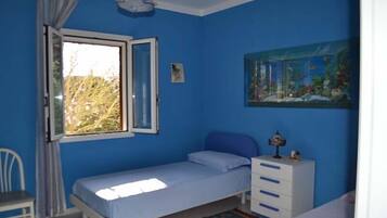 2 bedrooms