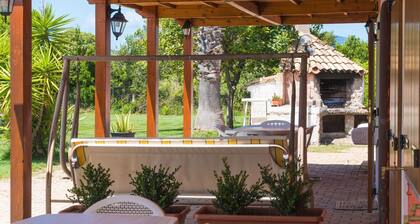 Charming Vacation Home 'Casolare di Campagna' with Garden & Terrace
