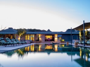 Opvarmet pool