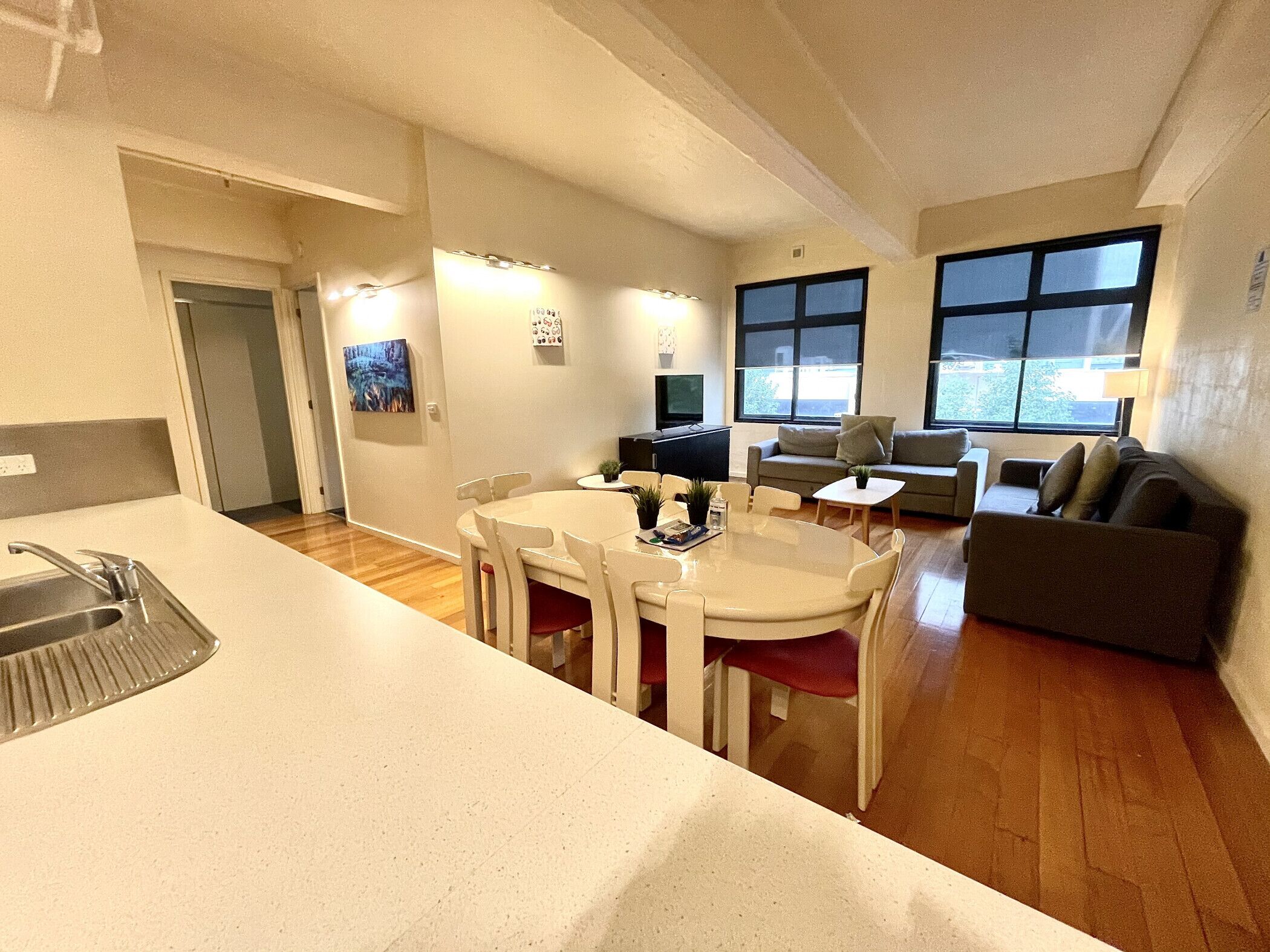 Size matters , stay in large apartments!