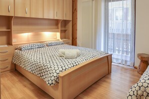 2 Schlafzimmer, Bügeleisen/Bügelbrett, kostenloses WLAN, Bettwäsche