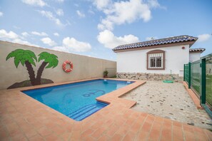 Pool - Rural Home "La Ermita" with Pool, Terrace, Wi-Fi & Air Conditioning (Conil de la Frontera)
