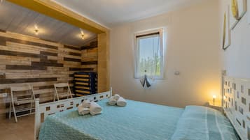 2 camere, ferro/asse da stiro, Wi-Fi gratuito, lenzuola