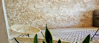 Lovely suite for 6 in the center - walk everywhere