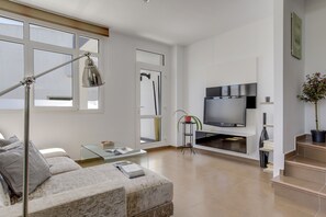 TV